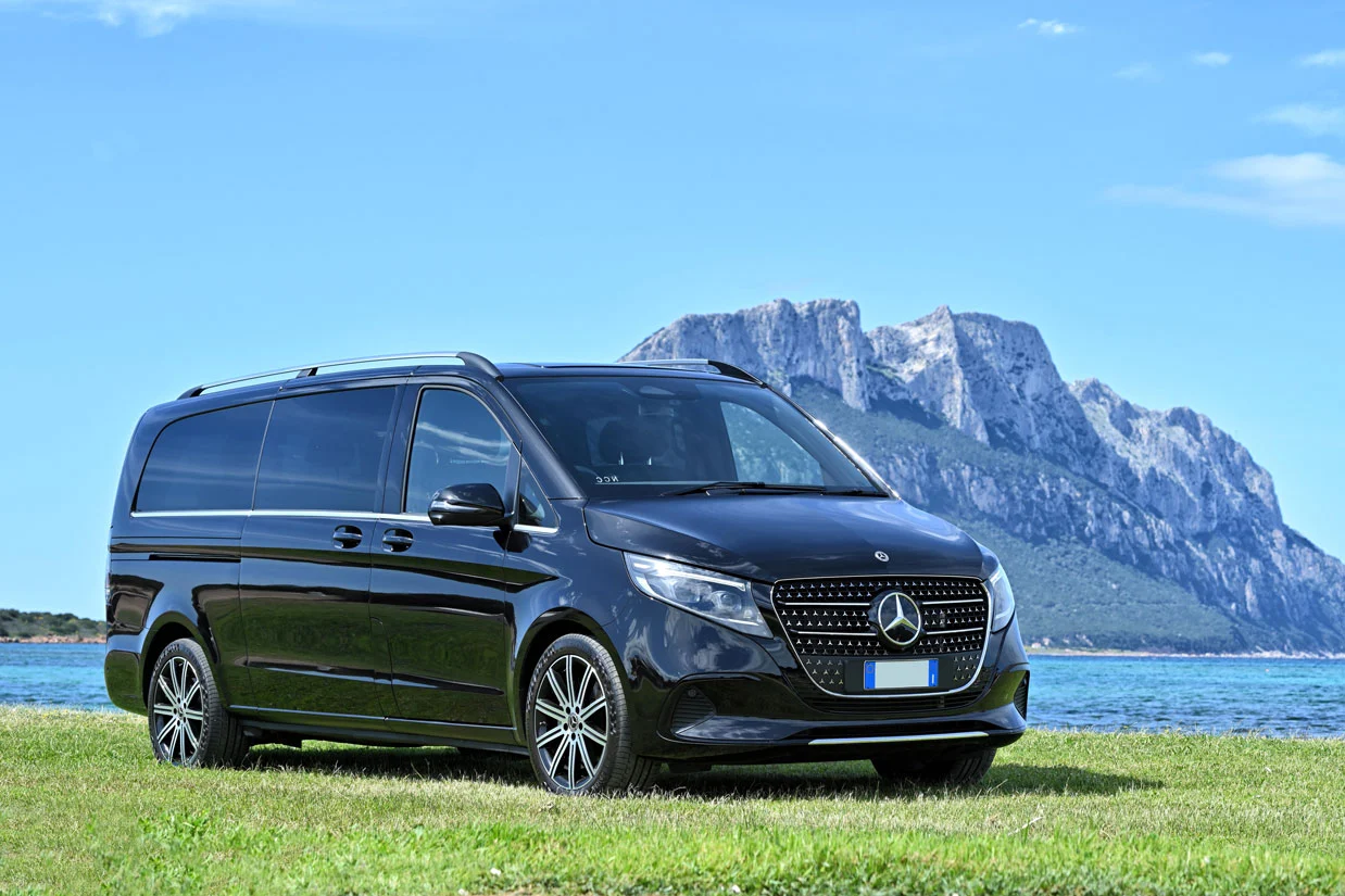 Mercedes V-Class with chauffeur in Porto Cervo, Olbia & Sardinia