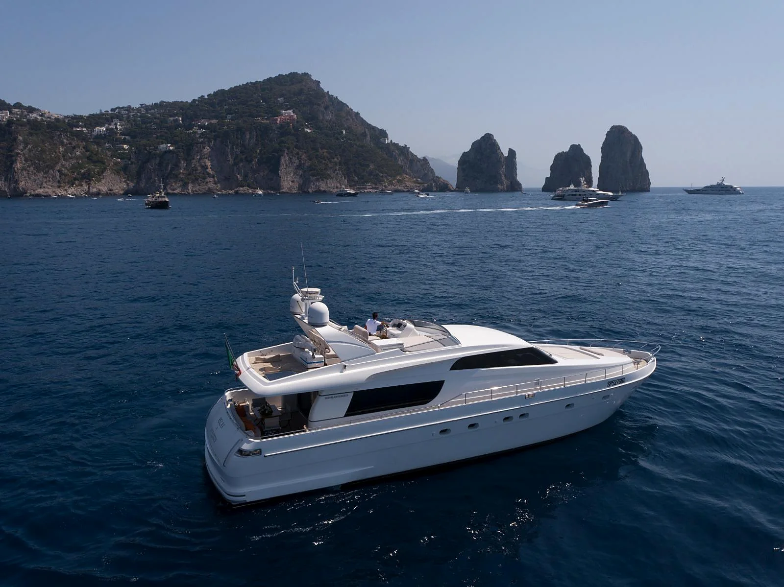 Sanlorenzo 62 yacht charter Costa Smeralda