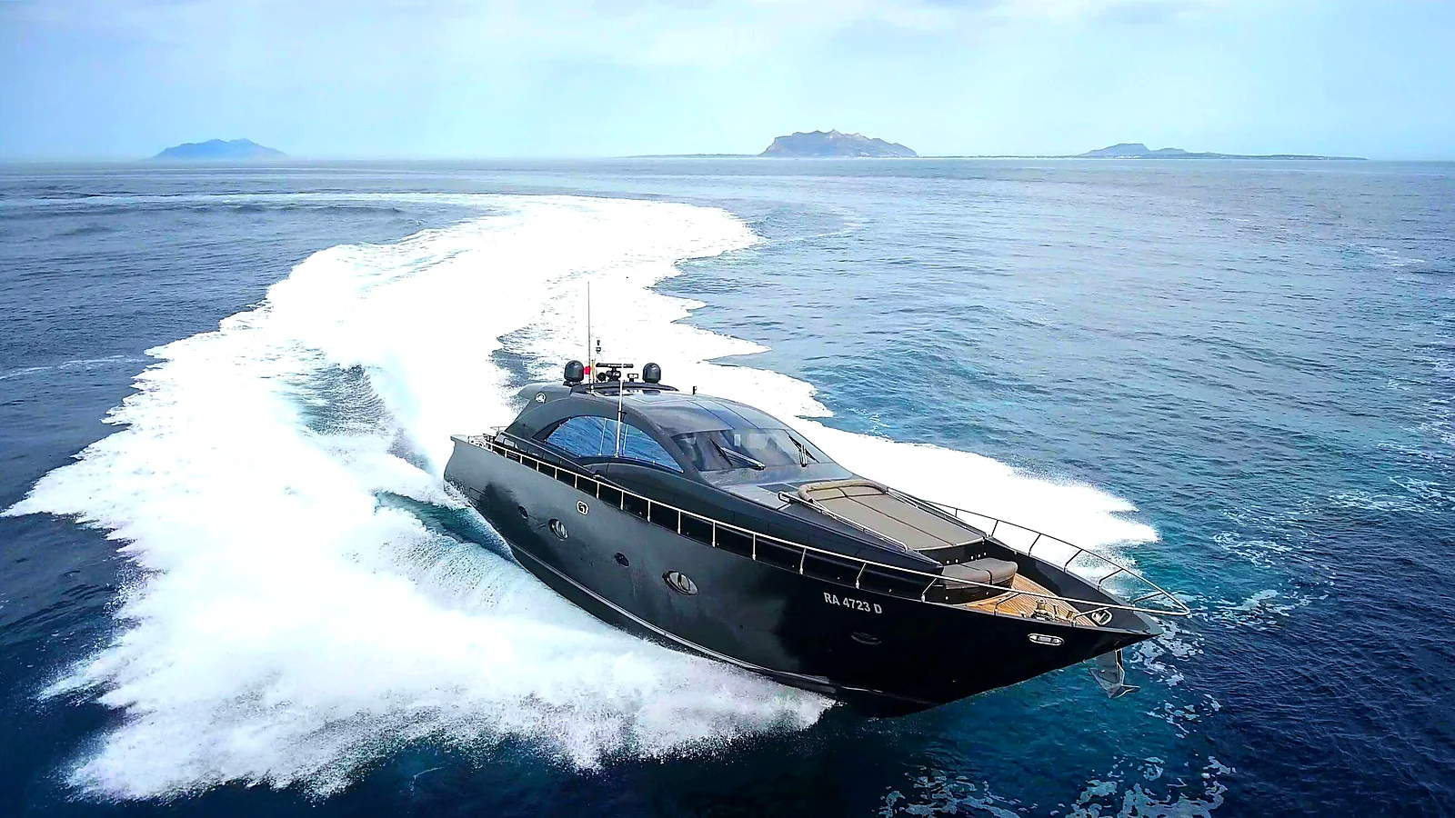 Leonard 72 Open yacht charter Costa Smeralda