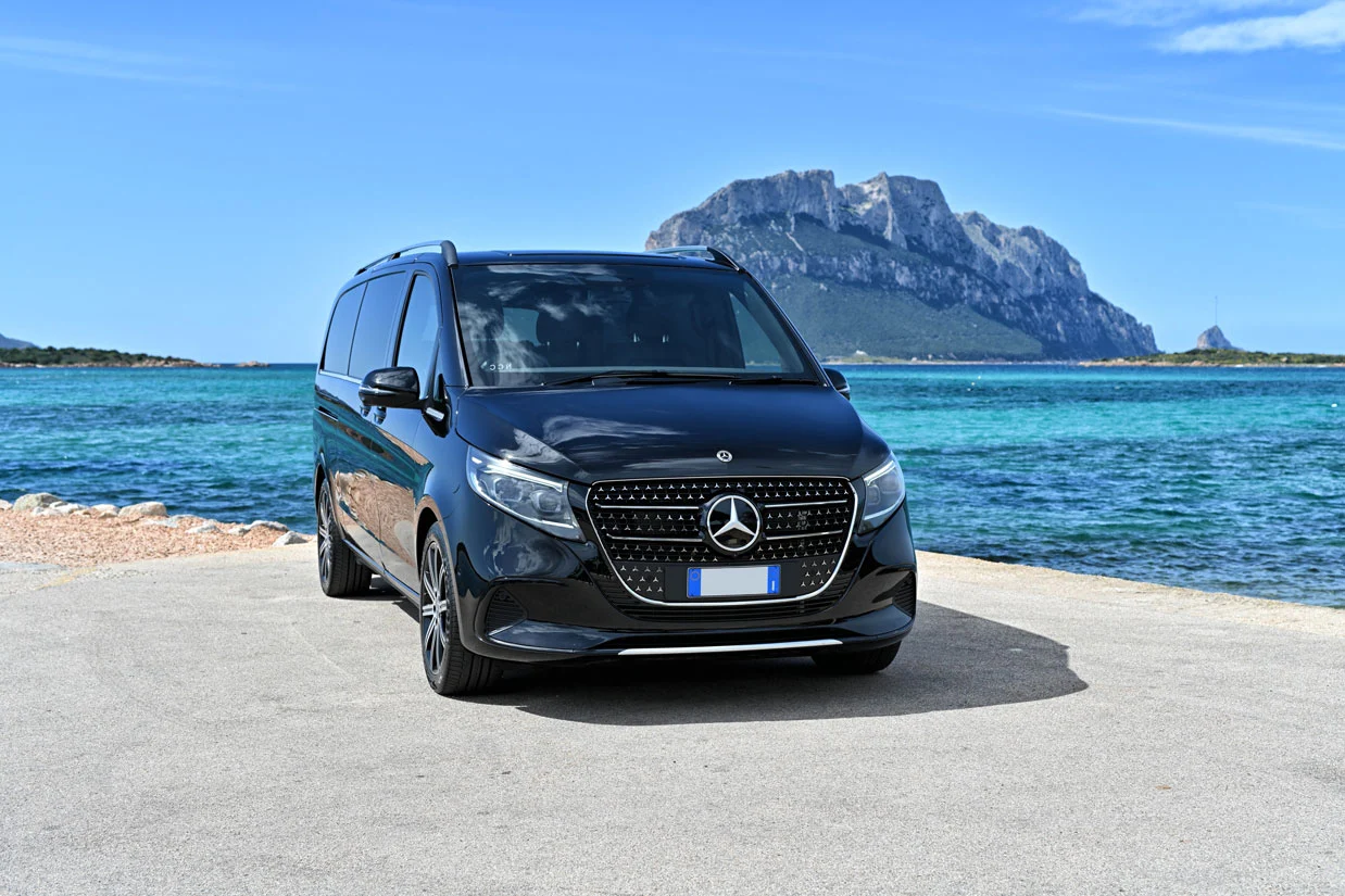 Mercedes V-Class Extra with chauffeur in Porto Cervo, Olbia & Sardinia