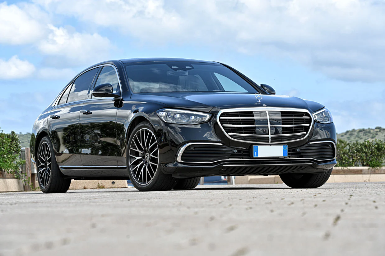 Mercedes S-Class with chauffeur in Porto Cervo, Olbia & Sardinia